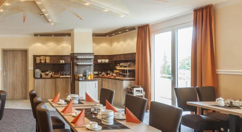 Hotel Sonnengarten บาดวือริสโฮเฟิน ภายนอก รูปภาพ